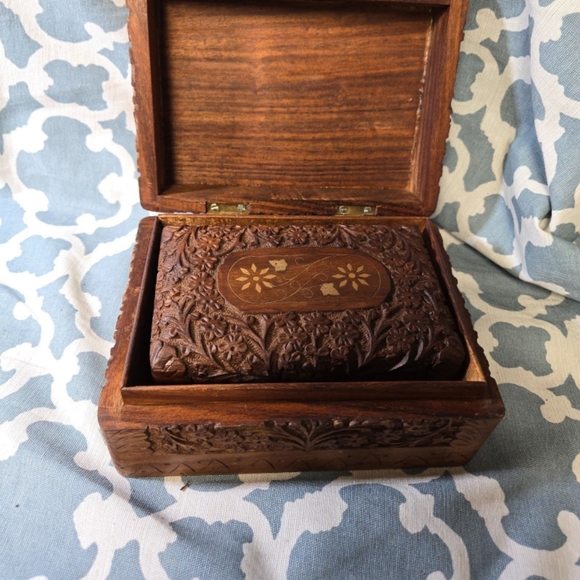 Vintage intricate hand carved inlayed nesting wood boxes - Picture 7 of 12